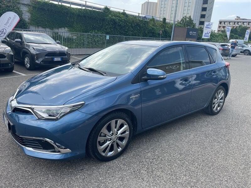 Toyota Auris 1.8 Hybrid Lounge