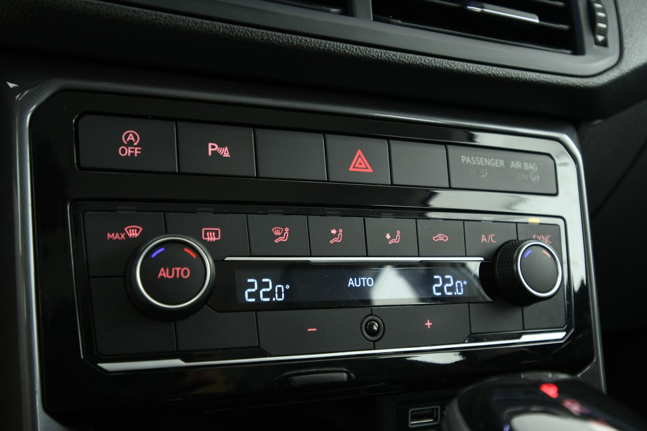 VOLKSWAGEN T-Cross 1.0 tsi Style 115cv dsg NEOPATENTATI+ACC+APP CONNECT