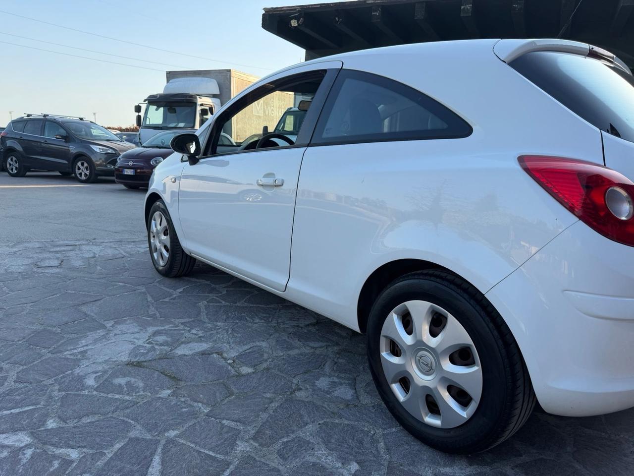 Opel Corsa 1.3 CDTI 75CV F.AP. 3 porte b-color neopatentati