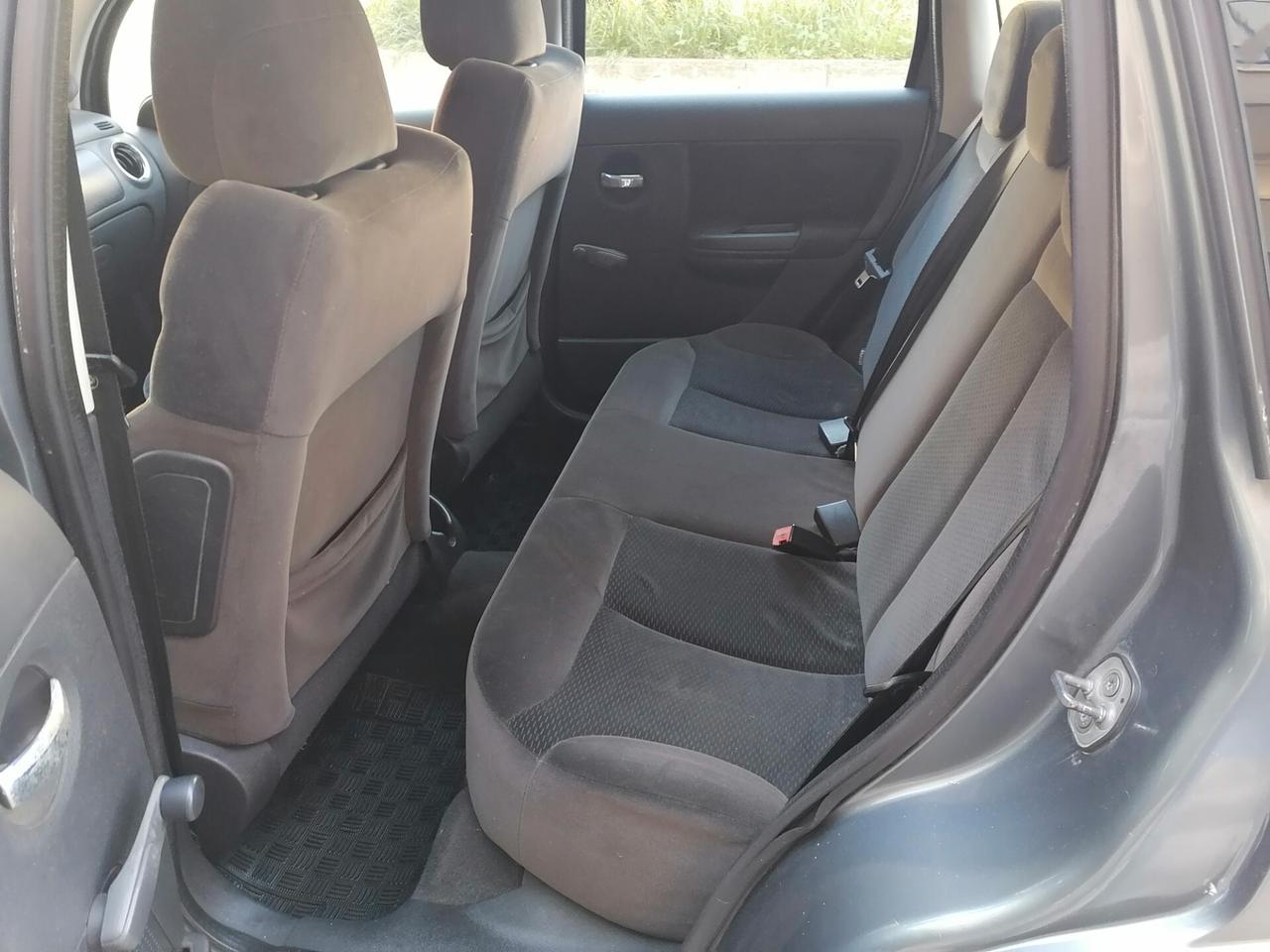 Citroen C3 exclusive 1.4 hdi (108.000 km) 2009