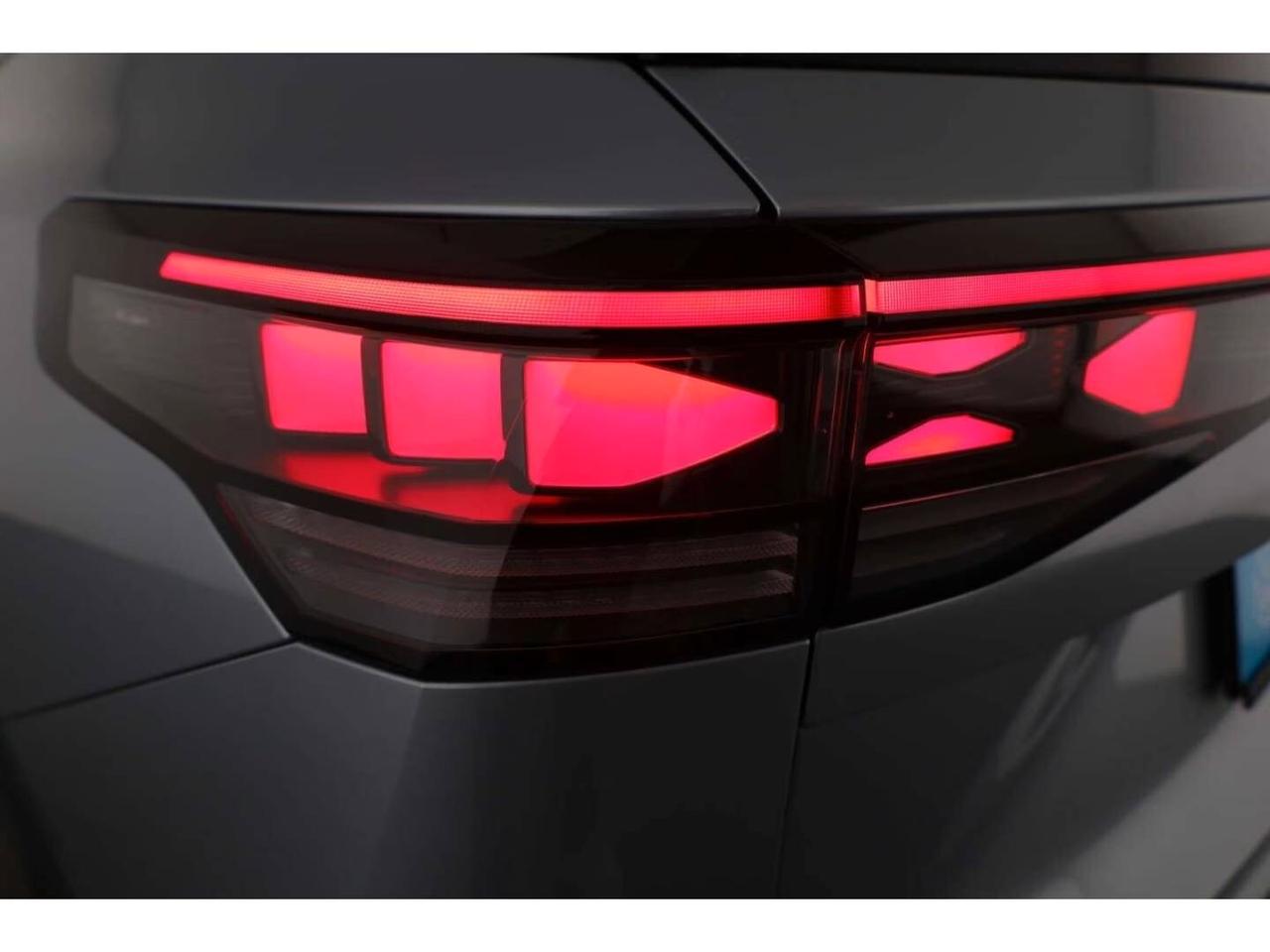 Volkswagen Tayron 1.5 eTSI ACT DSG Life matrix 7 posti