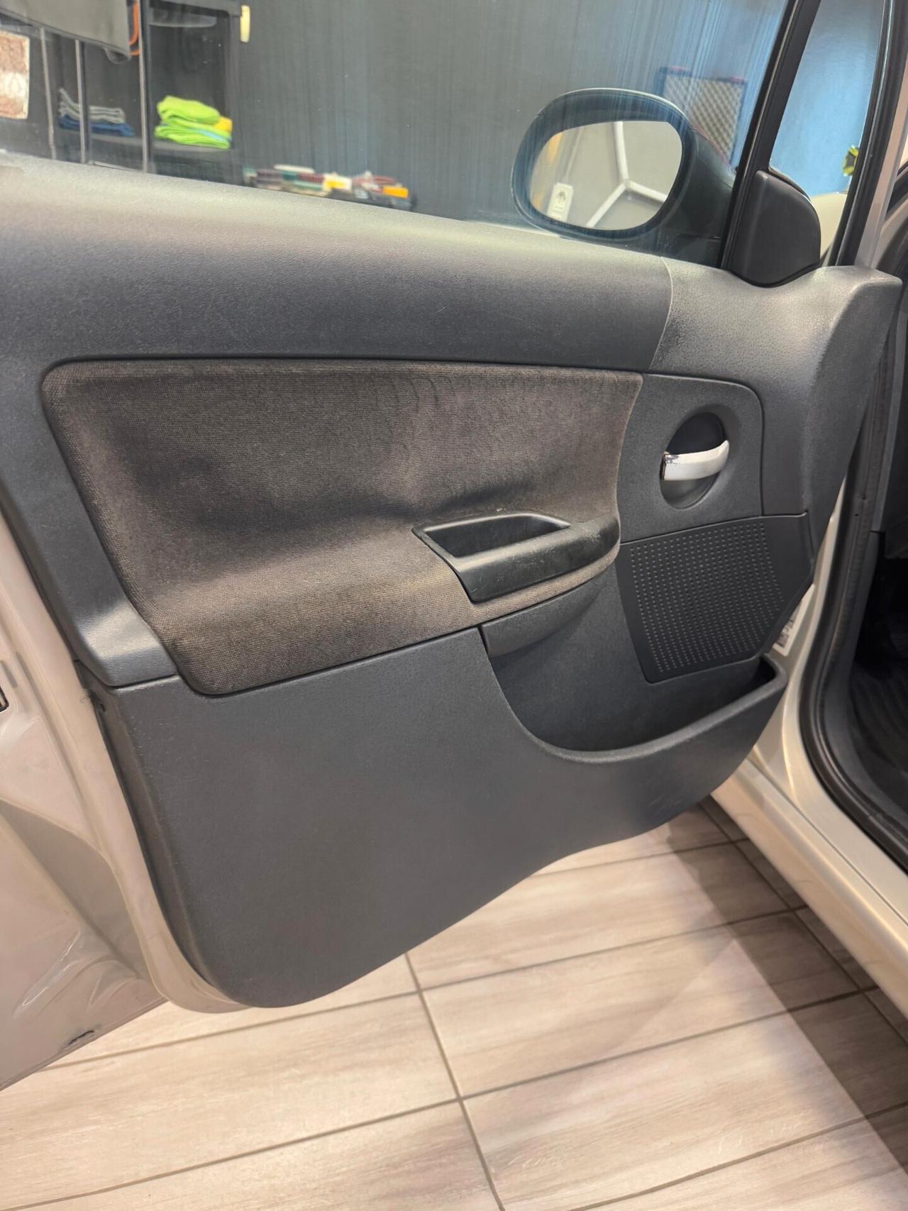 Citroen C3 1.1 Elegance Uniproprietaria