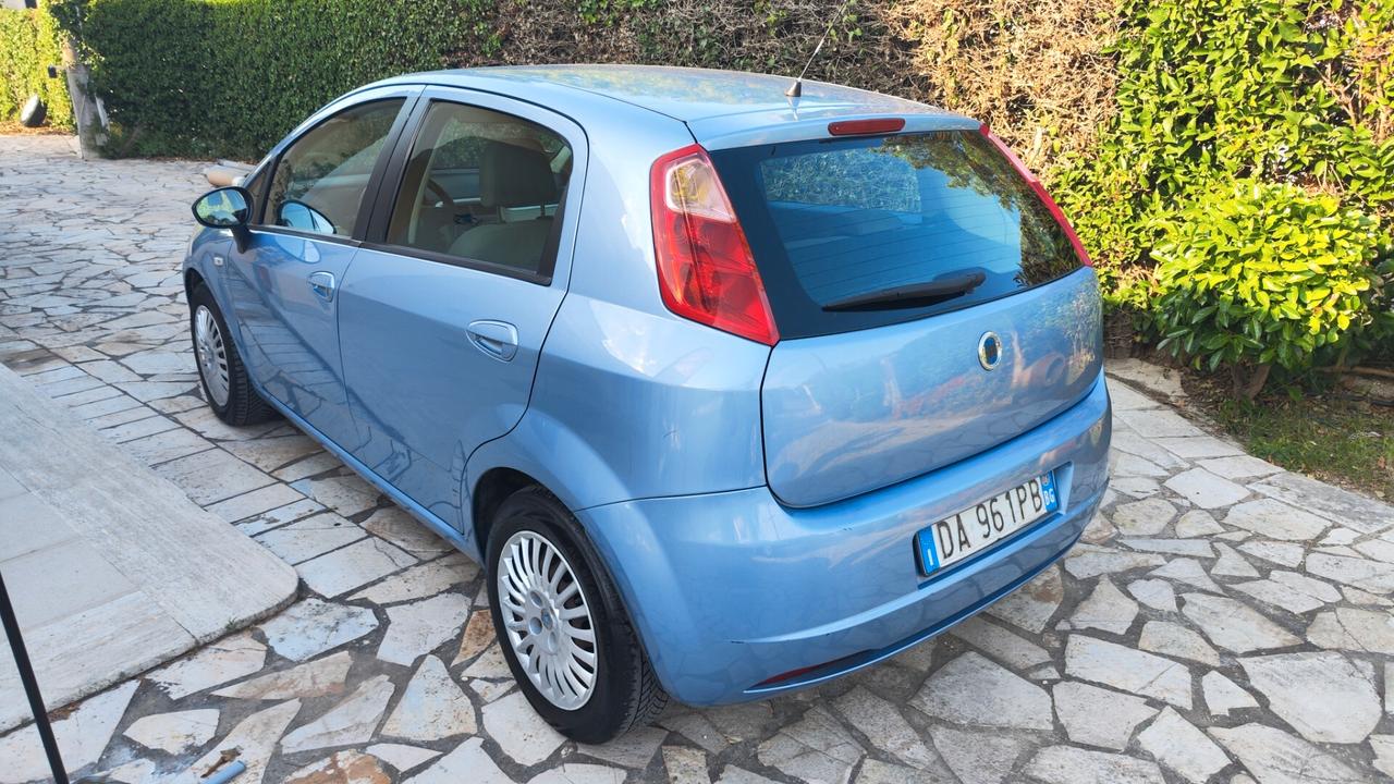 Fiat Grande Punto 1.3 MJT 75 CV 5 porte Dynamic