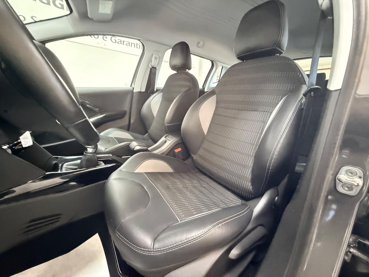 Peugeot 2008 1.6 BHDi 100CV Allure 02/2017 NEOPATENTATI EURO 6B