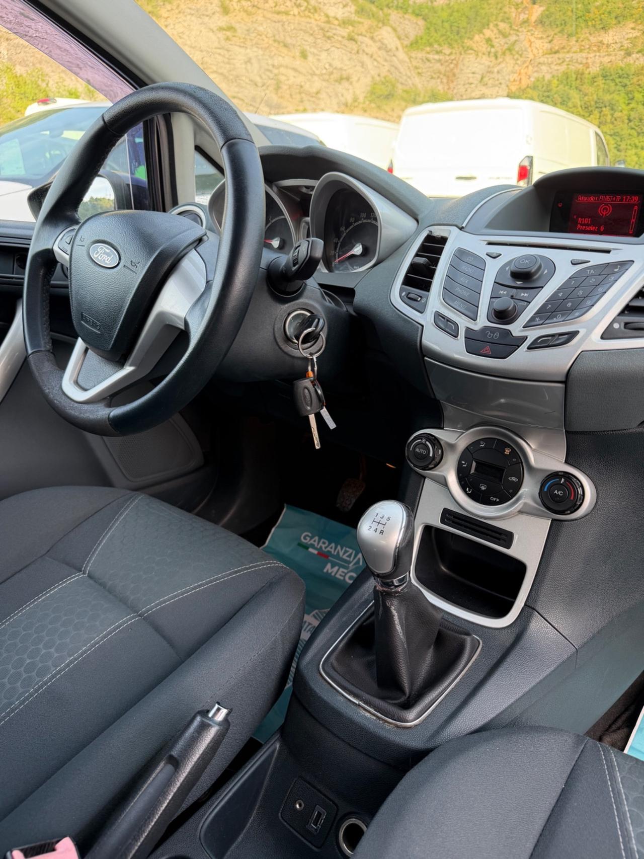 Ford Fiesta 1.4 TDCi 68CV - NEOPATENTATI
