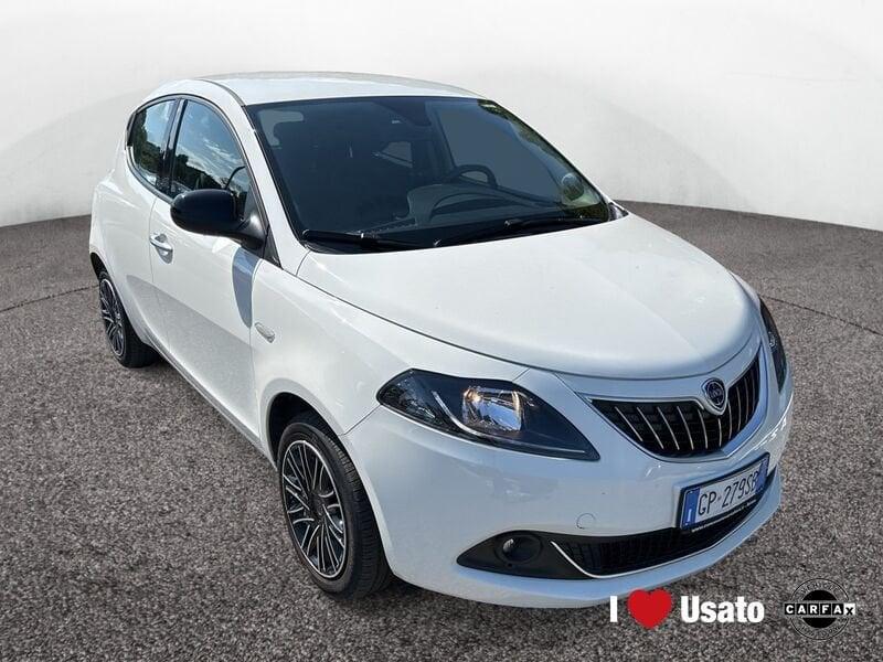 Lancia Ypsilon NUOVA My23 1.0 Firefly 70 CvStart&Stop Hybrid Gold