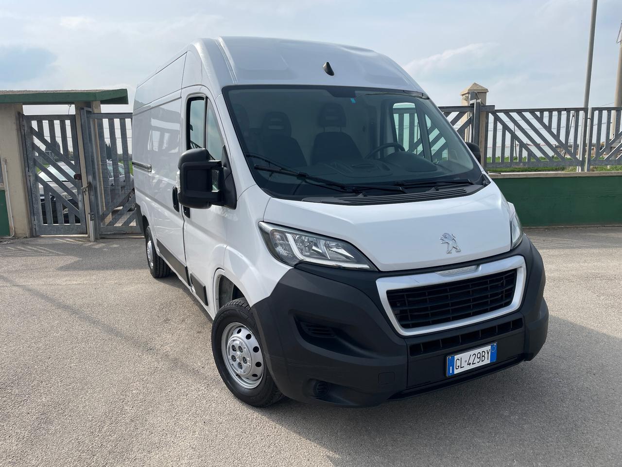 Peugeot Boxer L2H2 2.2 Bluehdi 140cv