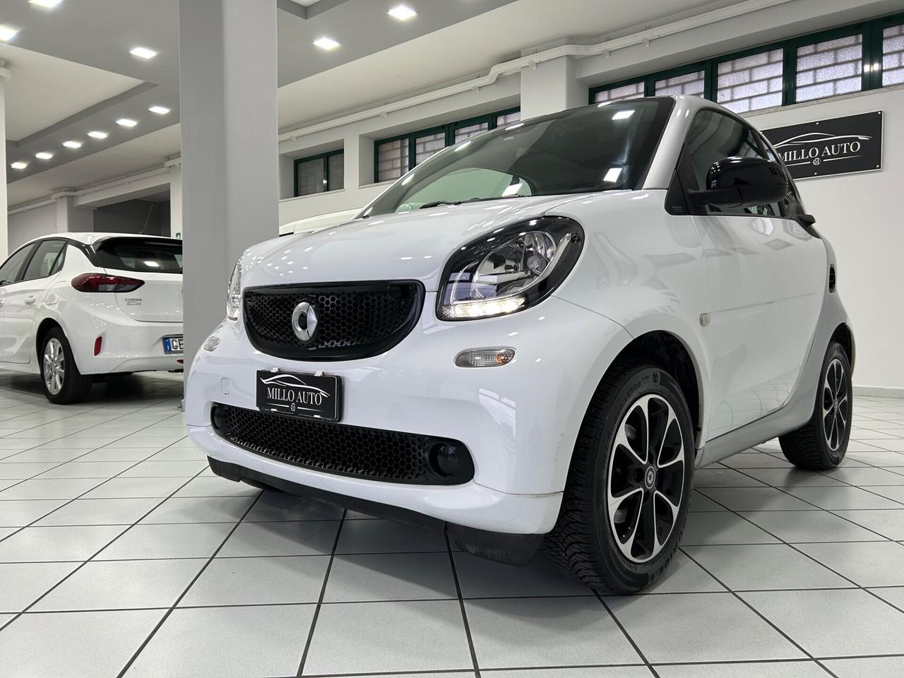 Smart ForTwo 1.0cc 71cv Passion Automatica