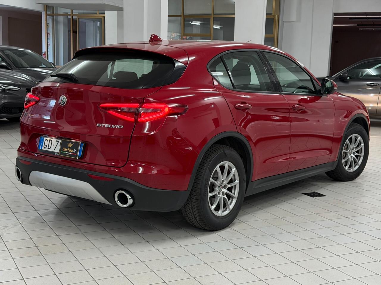 Alfa Romeo Stelvio 2.2 TD 190 CV BUSINESS AT8 Q4 MODELLO NUOVO TAGLIANDATA