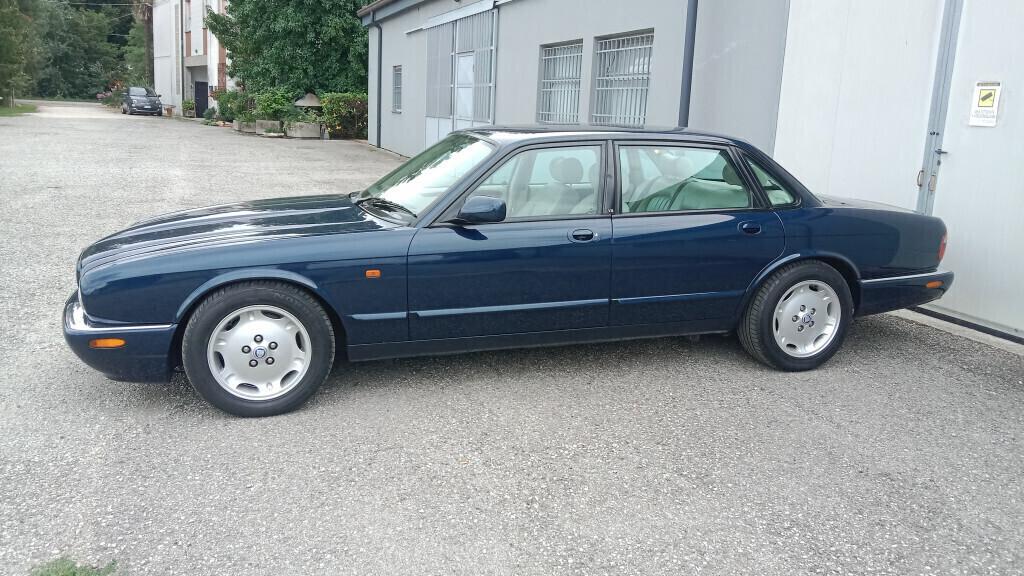 Jaguar XJ8 - 3.2 - ASI - allestimento sport -