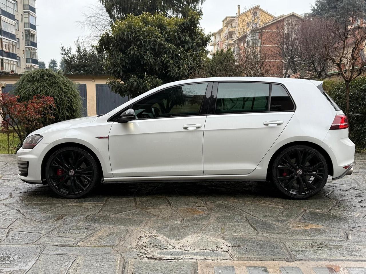 Volkswagen Golf GTI Golf GTI 2.0 TSI DSG 5p. BlueMotion Technology