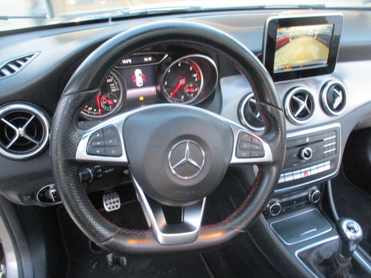 Mercedes-benz CLA 200 d FULL (TETTO APRIBILE) 2017