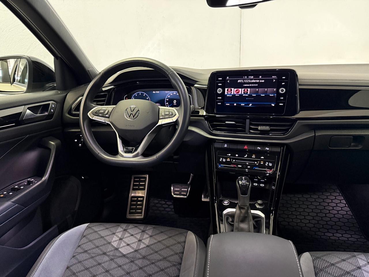 Volkswagen T-Roc 1.5 Tsi R-Line Dsg ** condizioni pari al nuovo ** Garanzia Volkswagen ** prezzo reale senza vincoli di finanziamento **