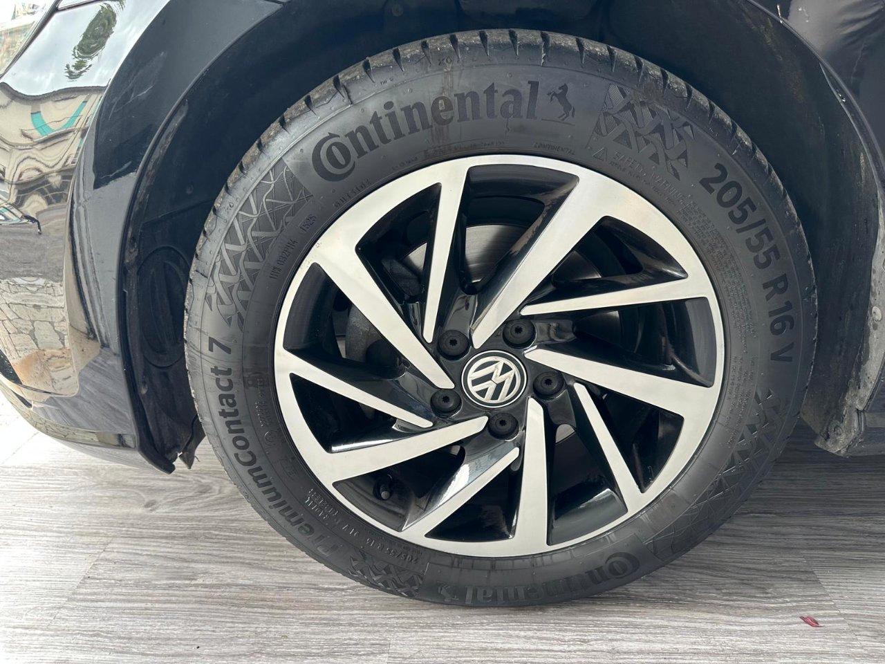 Volkswagen Golf 5 Porte Golf 5p 1.6 tdi Highline 115cv