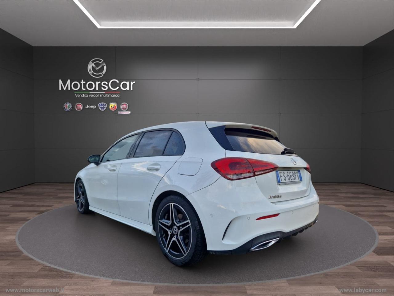 MERCEDES-BENZ A 180 d Automatic Premium