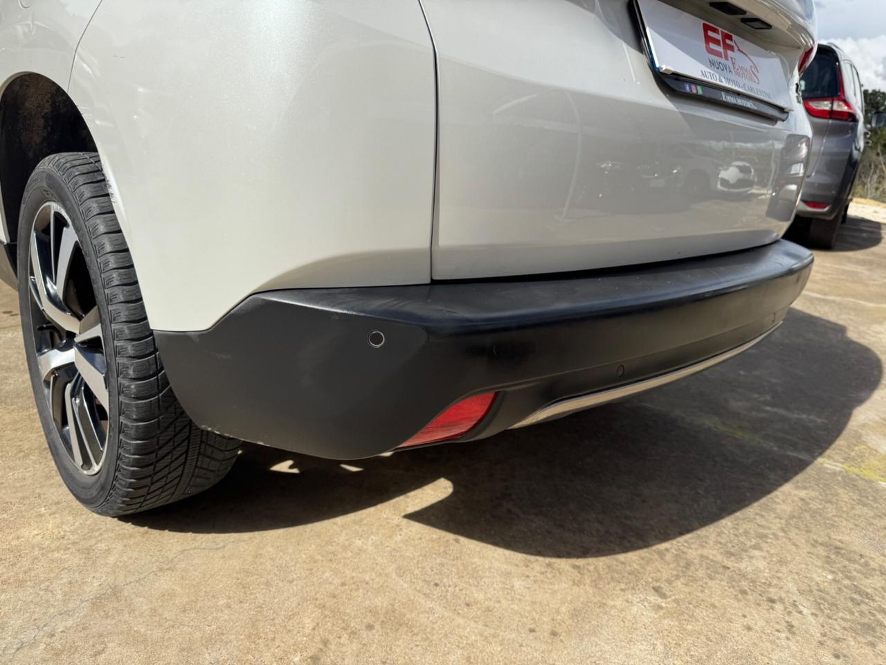 Peugeot 2008 1.6 e-HDi 92 CV Stop&Start Allure