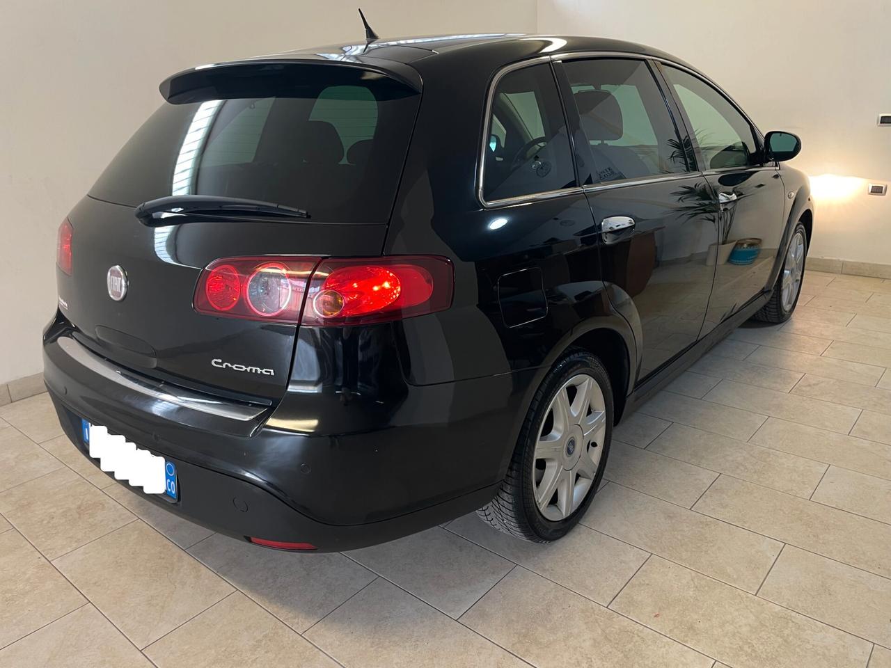 Fiat Croma SW 1.9 MJT 150 CV AUTOMATICA Emotion TAGL +DISTRIBUZIONE SEDILE RIBALTABILE