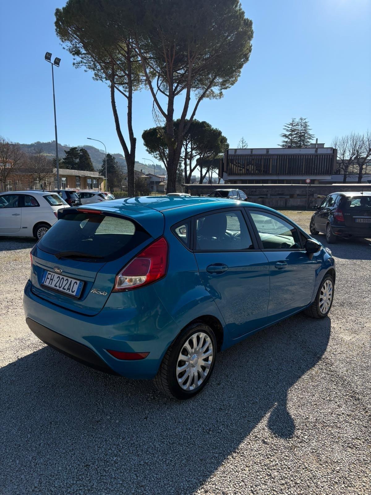 Ford Fiesta 1.2 benzina 2017 euro6B NEOPATENTATI