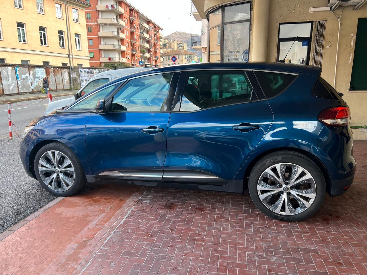 Renault Scenic Scénic dCi 8V 110 CV Energy Bose