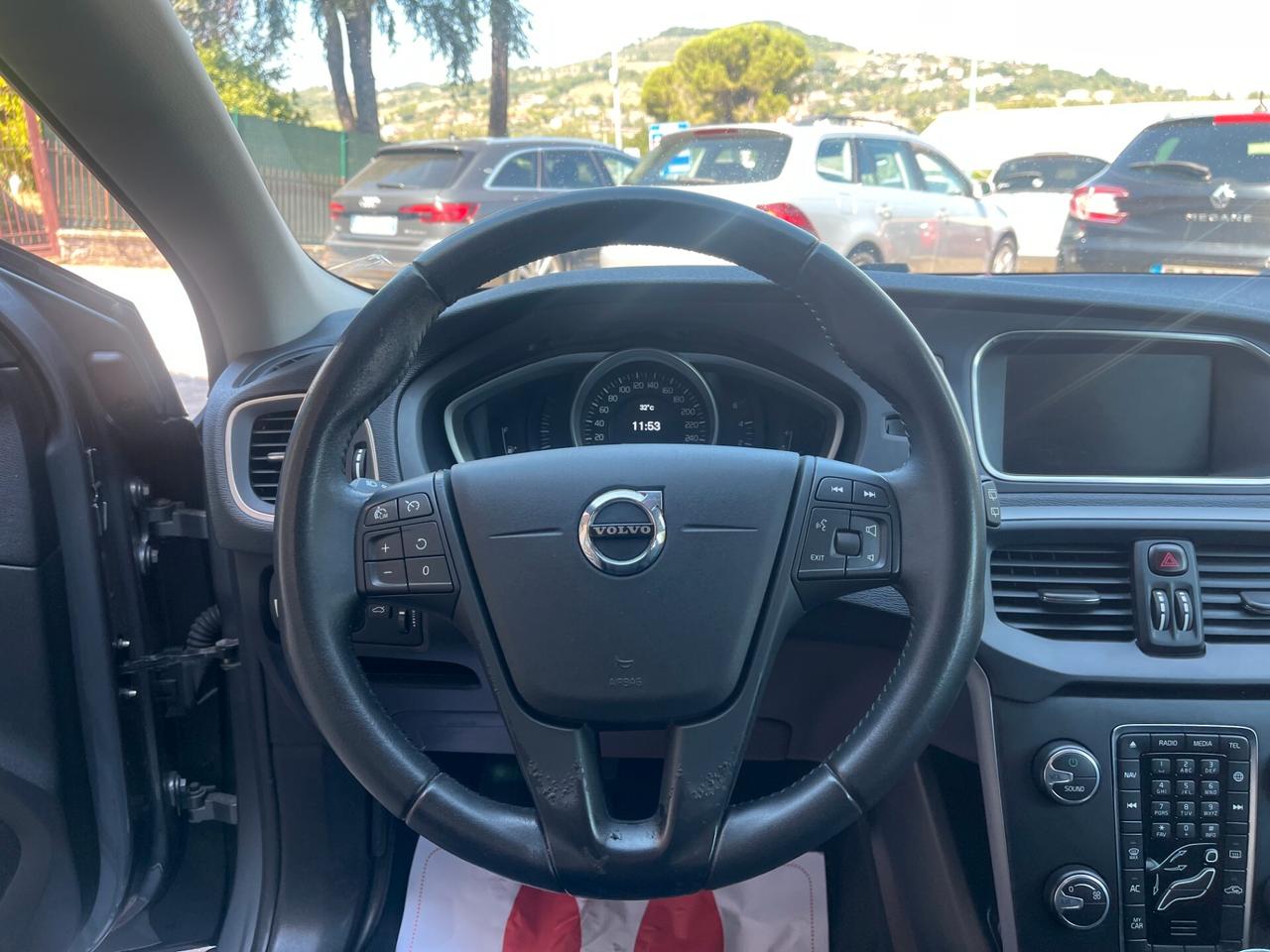 Volvo V40 D2 Business NEO PATENTATI