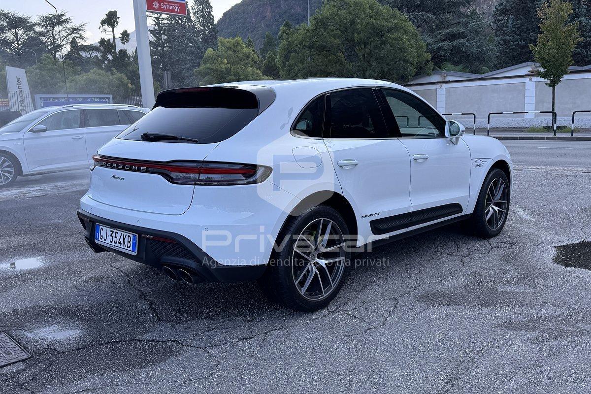 PORSCHE Macan 2.0