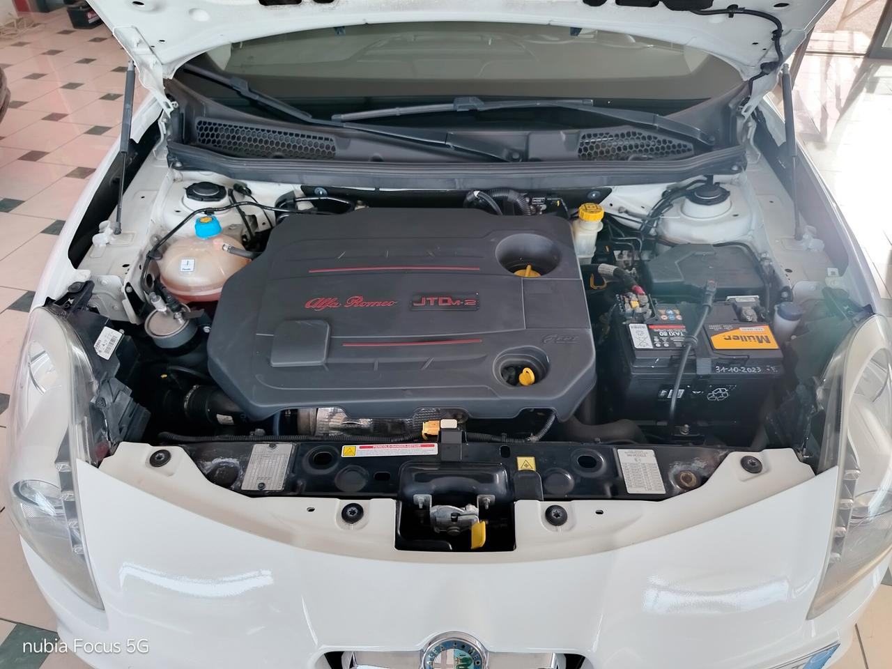 Alfa Romeo Giulietta 1.6 JTDm-2 105 CV Exclusive