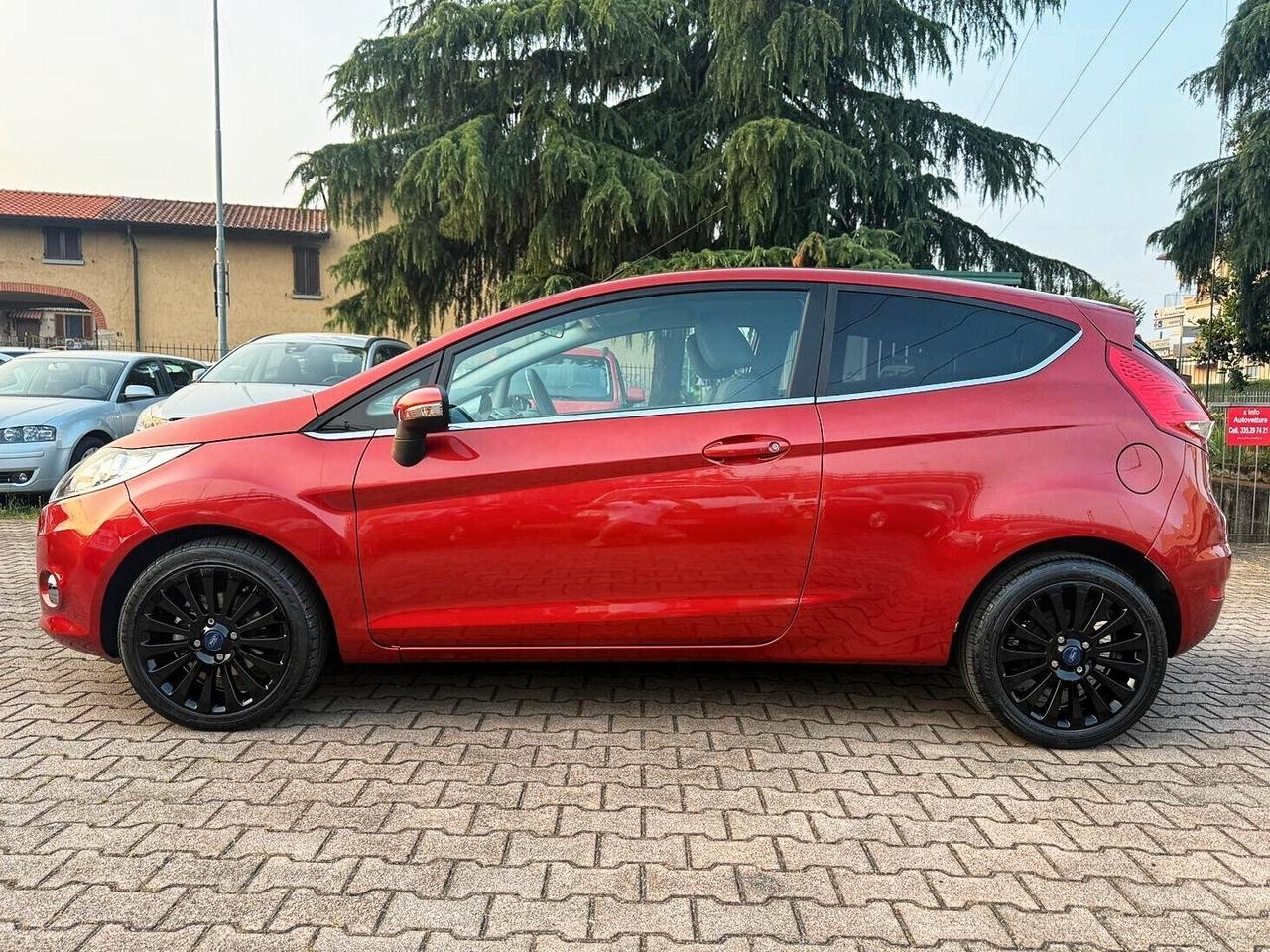 Ford Fiesta 1.2 82CV 3 porte OK NEOPATENTATI