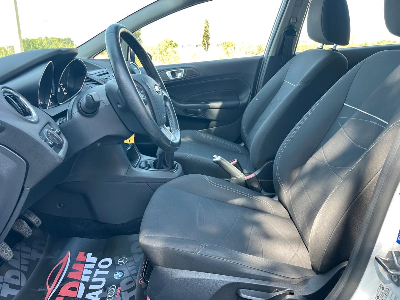 Ford Fiesta 1.5 tdci 75 cv ok neopatentati