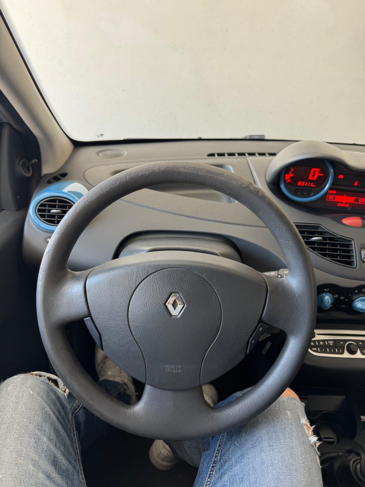 Renault Twingo 1.2 16V Etoile