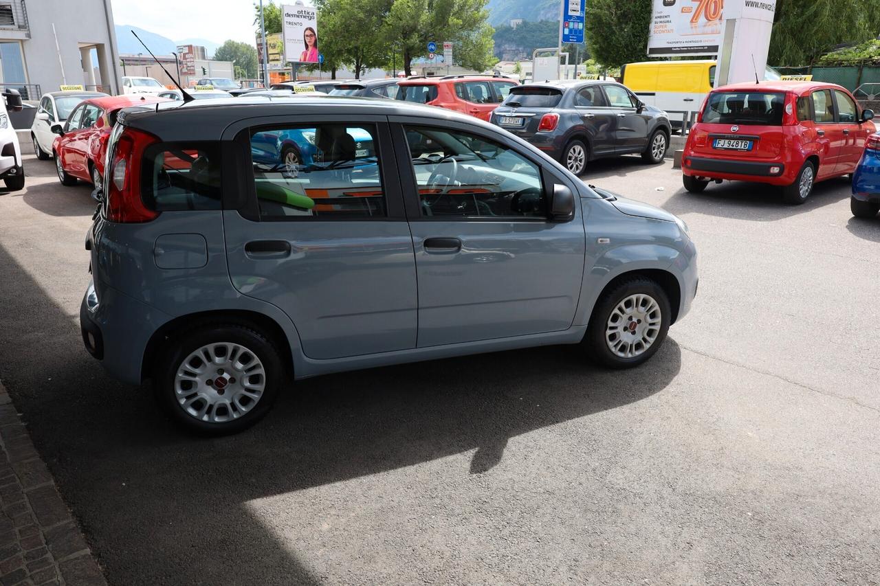 FIAT PANDA 1.2 EASY neopatentati