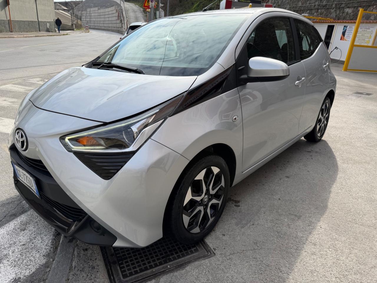 TOYOTA AYGO 1.0 NEOPATENTATI