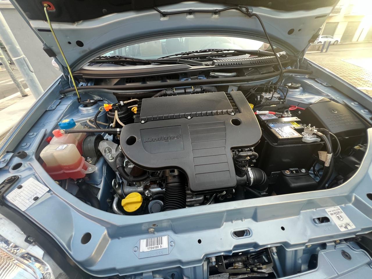 Fiat Punto 1.3 Multijet SOLO 22000 KM!!!!!!