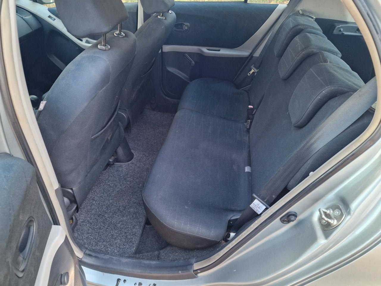 Toyota Yaris 1.4 D-4D 5 porte Sol