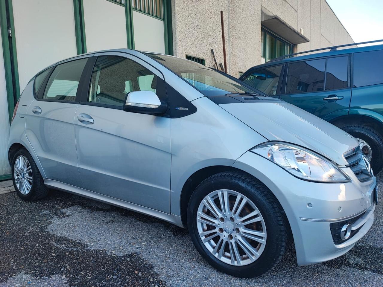 Mercedes-benz A 170 AVANTGARDE POCHI KM BENZINA 2010