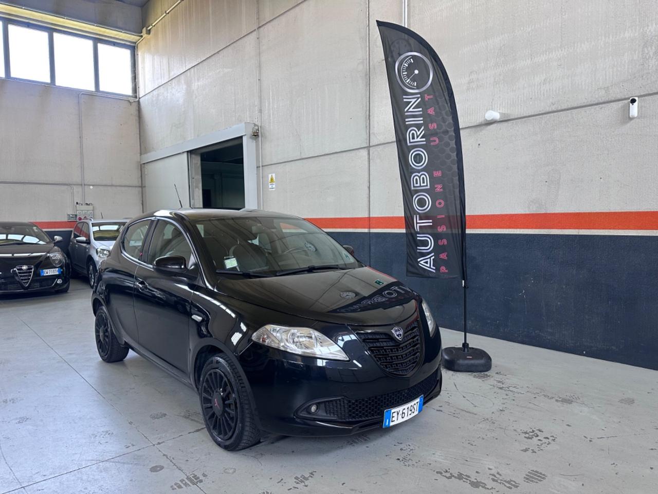 Lancia Ypsilon 1.2 69 CV 5 porte Gold