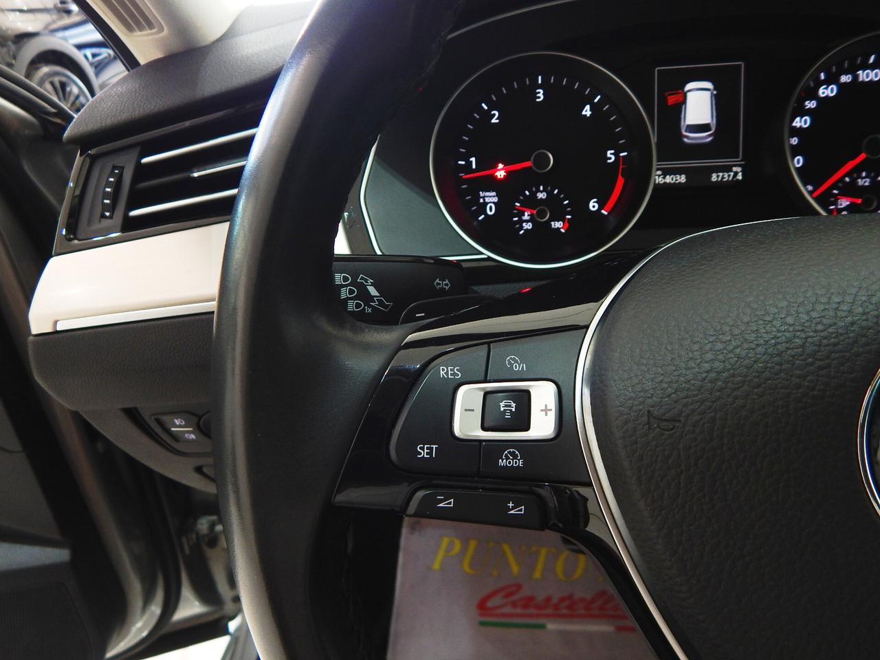 Volkswagen Passat Variant 2.0 TDI Highline 4motion 190cv DSG TETTO-NAVI-PELLE-LED
