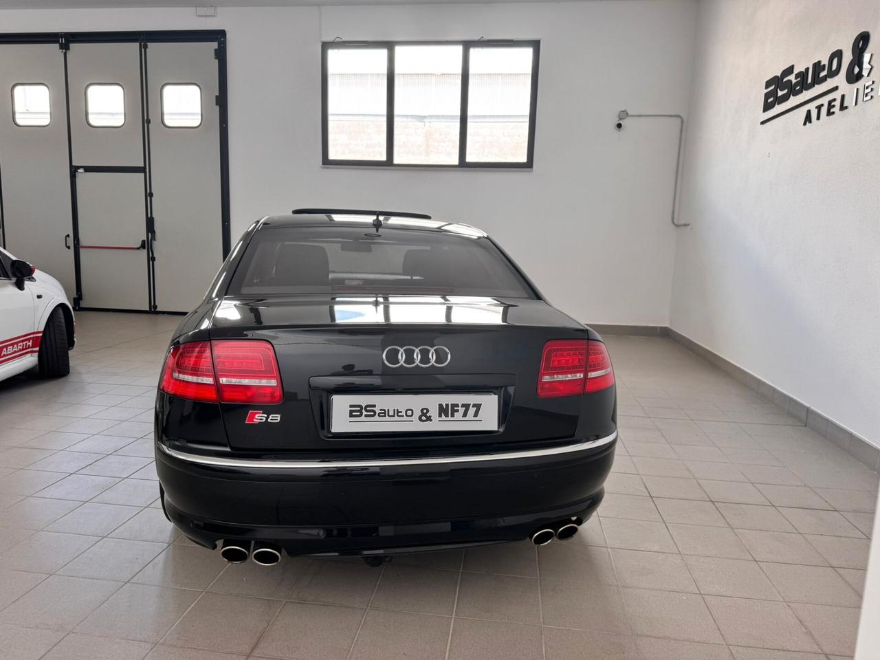 Audi S8