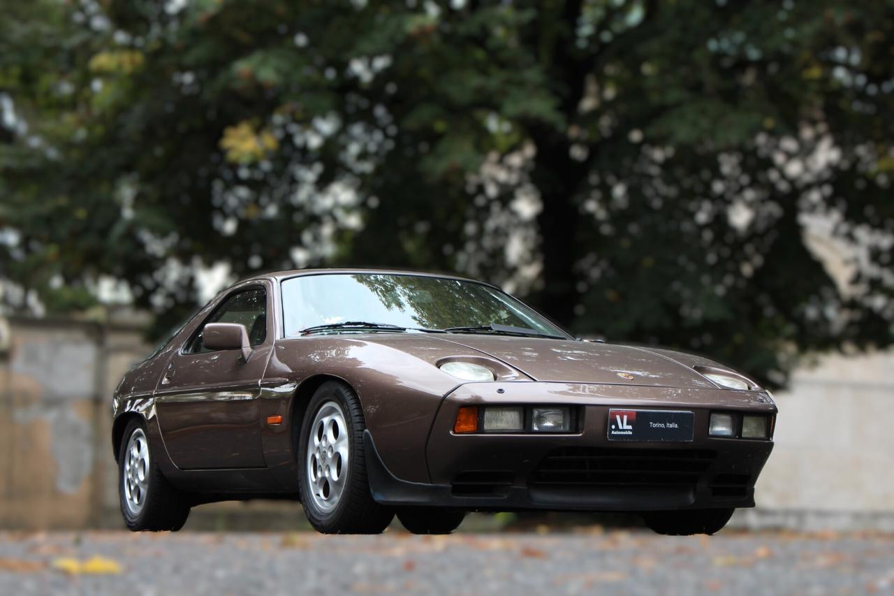 Porsche 928 S