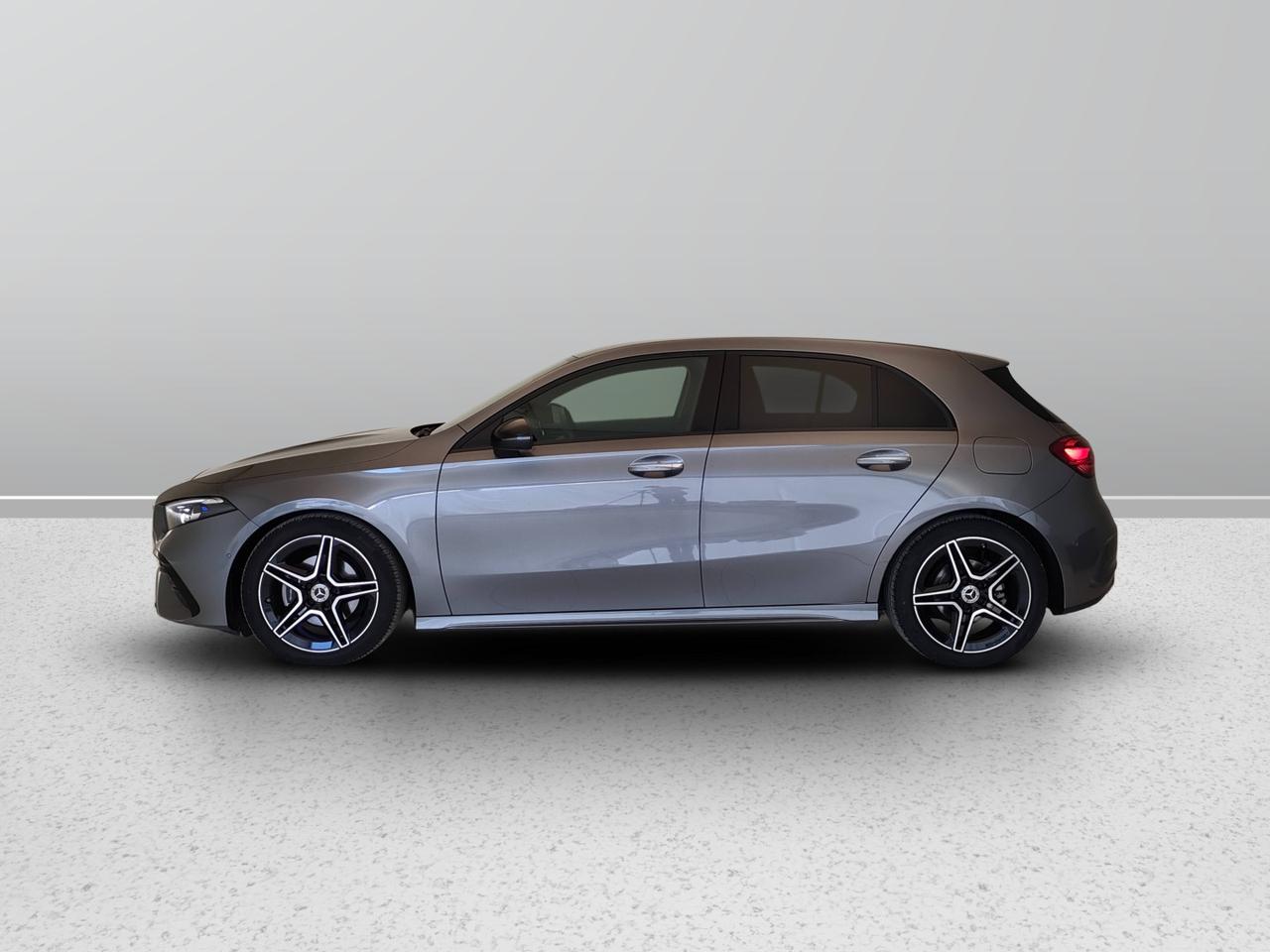 Mercedes-Benz Classe A - W177 2023 - A 180 d AMG Line Advanced Plus auto