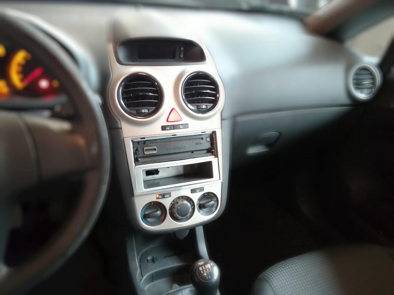 Opel Corsa 1.0 12V 5 porte Club OK NEO