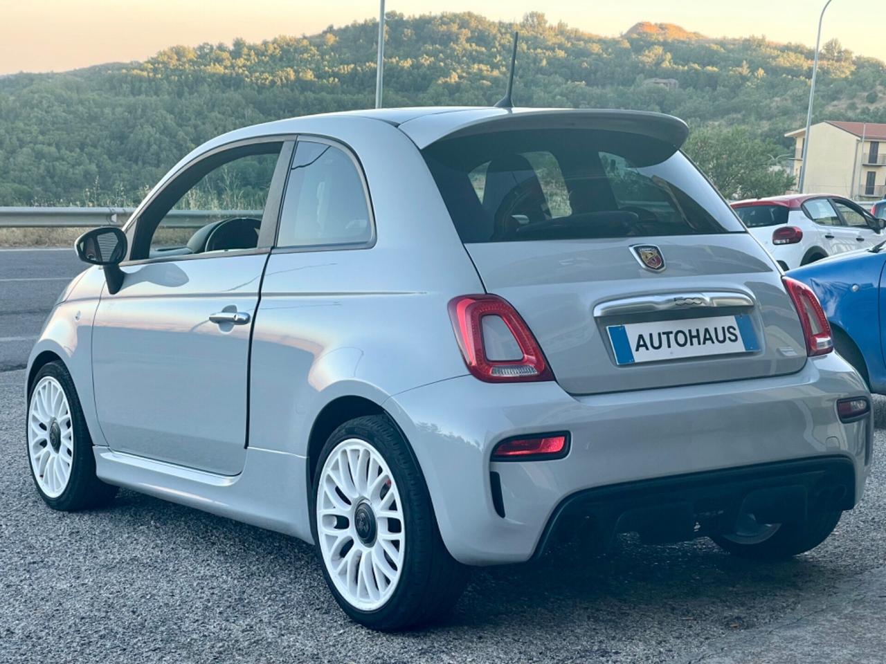 Abarth 595 1.4 Turbo T-Jet 145 CV CAMPOVOLO 29.000KM