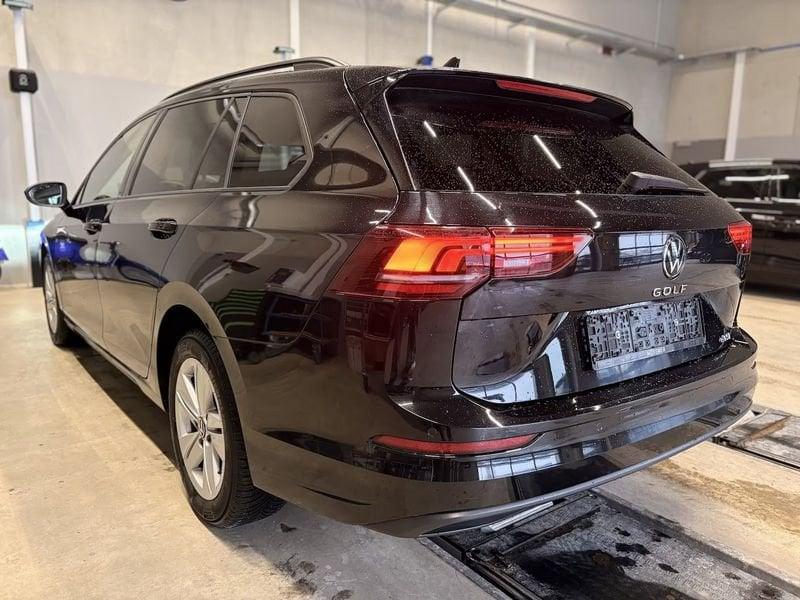 Volkswagen Golf Variant 1.5 eTSI ACT Life DSG Cockpit App Connect 16" Winter Pack