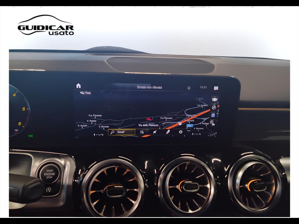 Mercedes-Benz GLB - X247 2019 - GLB 180 d Premium auto
