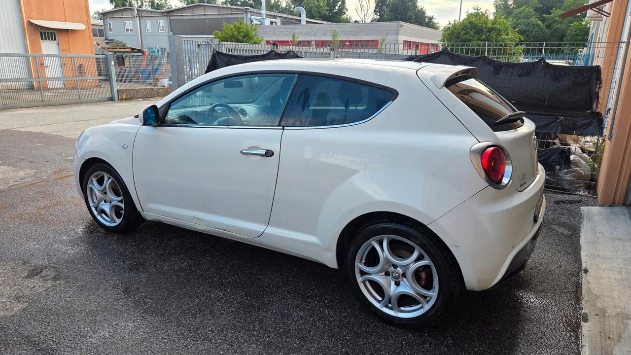 Alfa Romeo MiTo 1.4 T 105CV Distinctive per commerciante