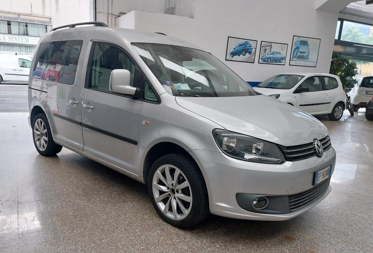 Volkswagen Caddy 1.6 TDI 102 CV DSG 5 POSTI