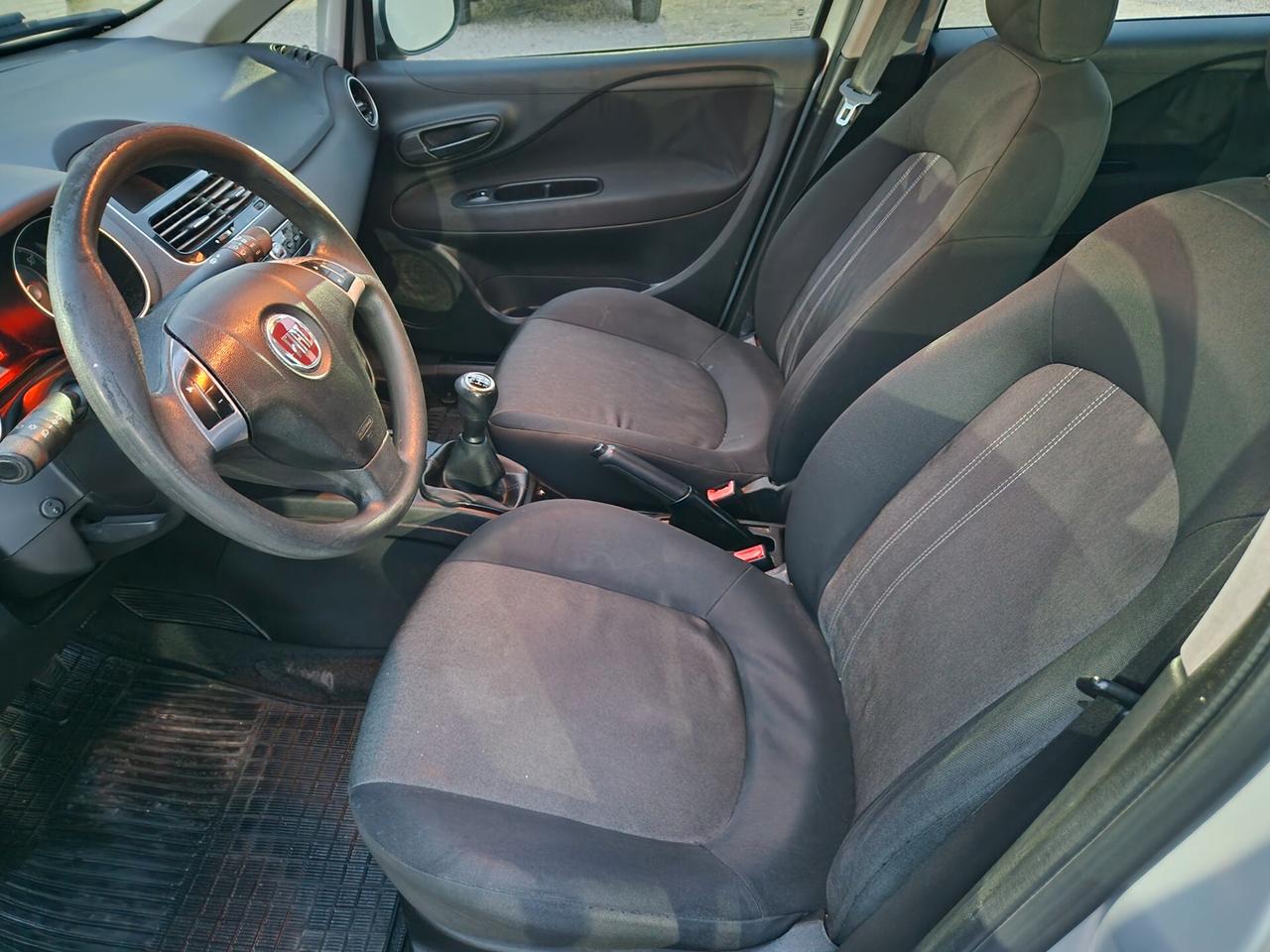 Fiat Punto 1.3 MJT II 75 CV 5 porte Street