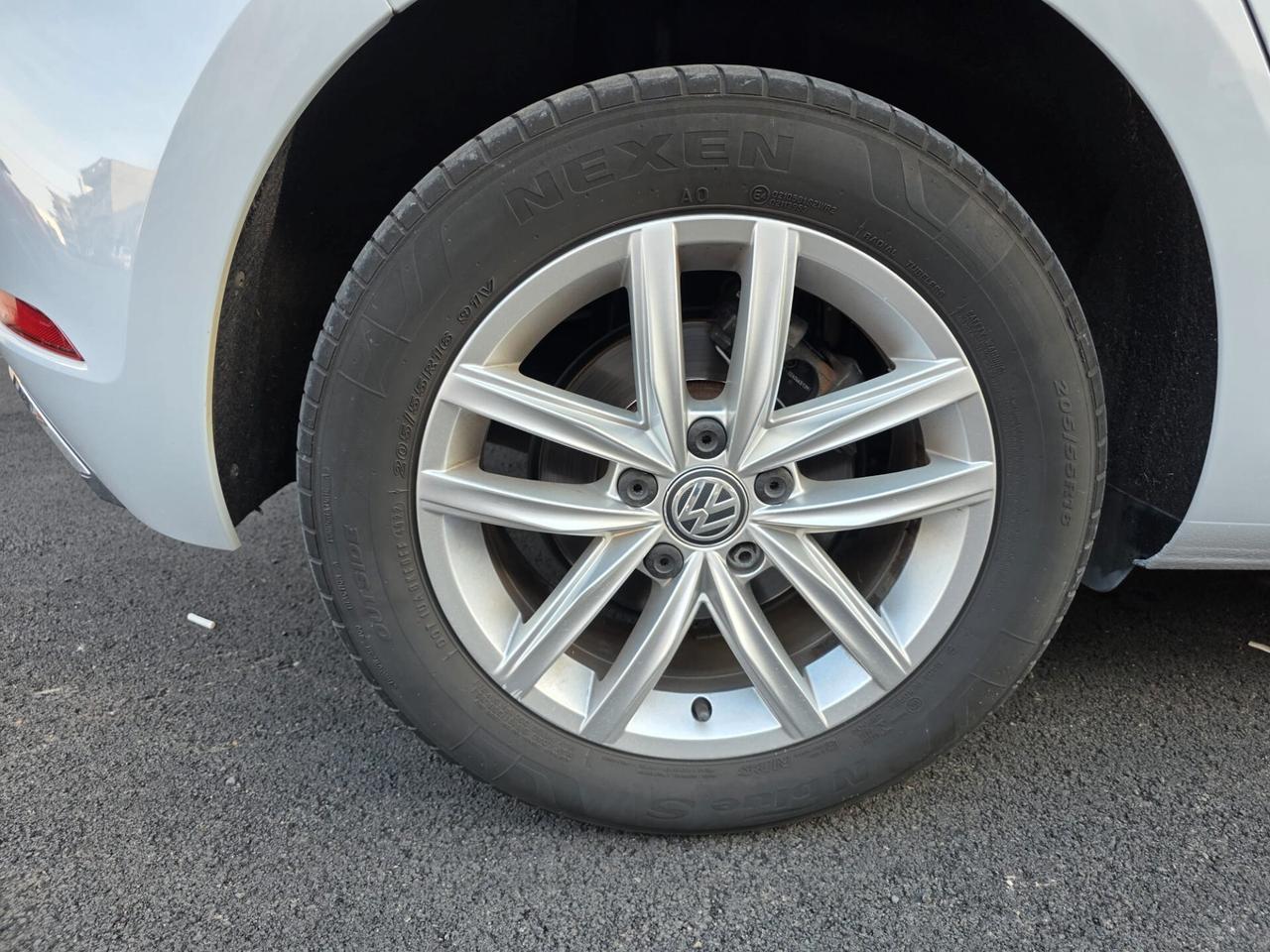 Volkswagen Golf 1.4 TGI DSG 5p. Highline BlueMotion
