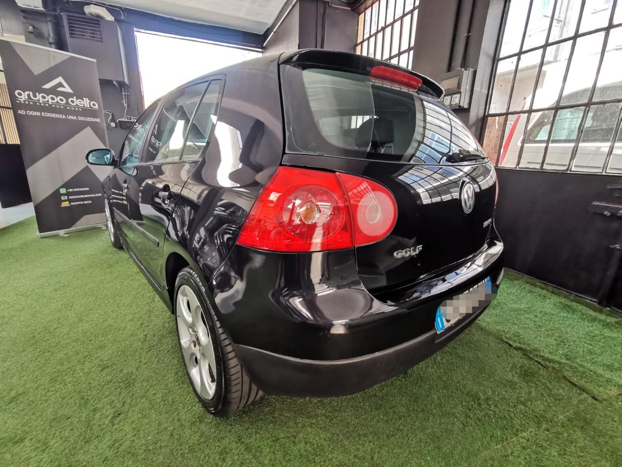 Volkswagen Golf 1.6 FSI 5p. GTI LOOK NEOPATENTATI GARANZIA 12 MESI