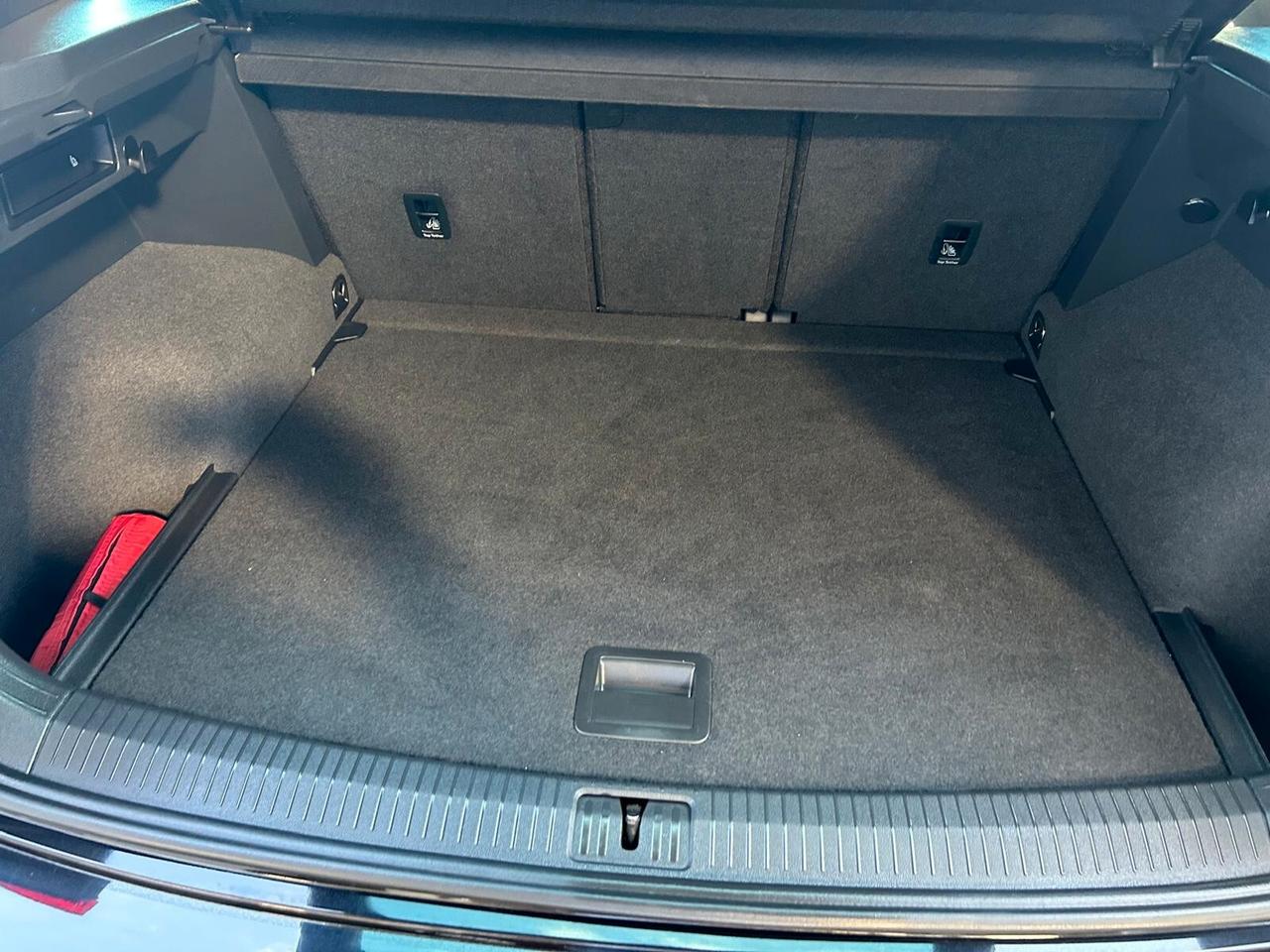 Volkswagen Tiguan 2.0 TDI 150 CV SCR DSG R-Line