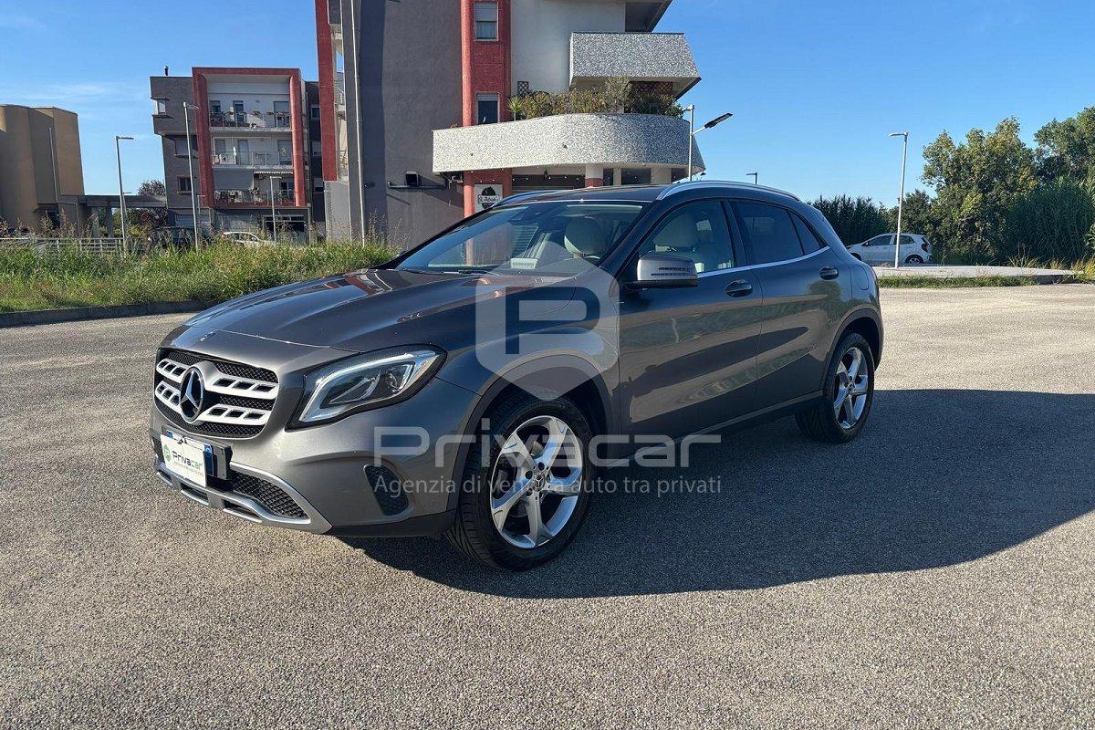 MERCEDES GLA 200 d Automatic Sport